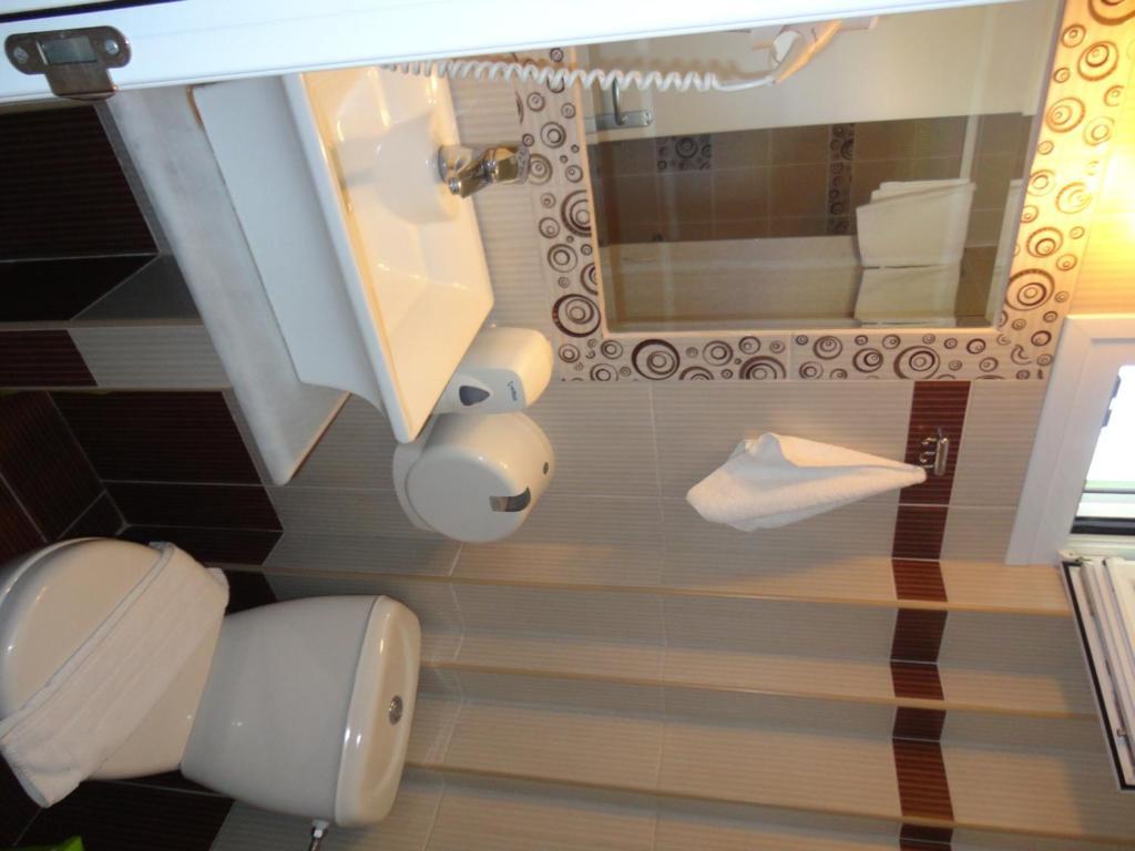 Phoenix Apartment *